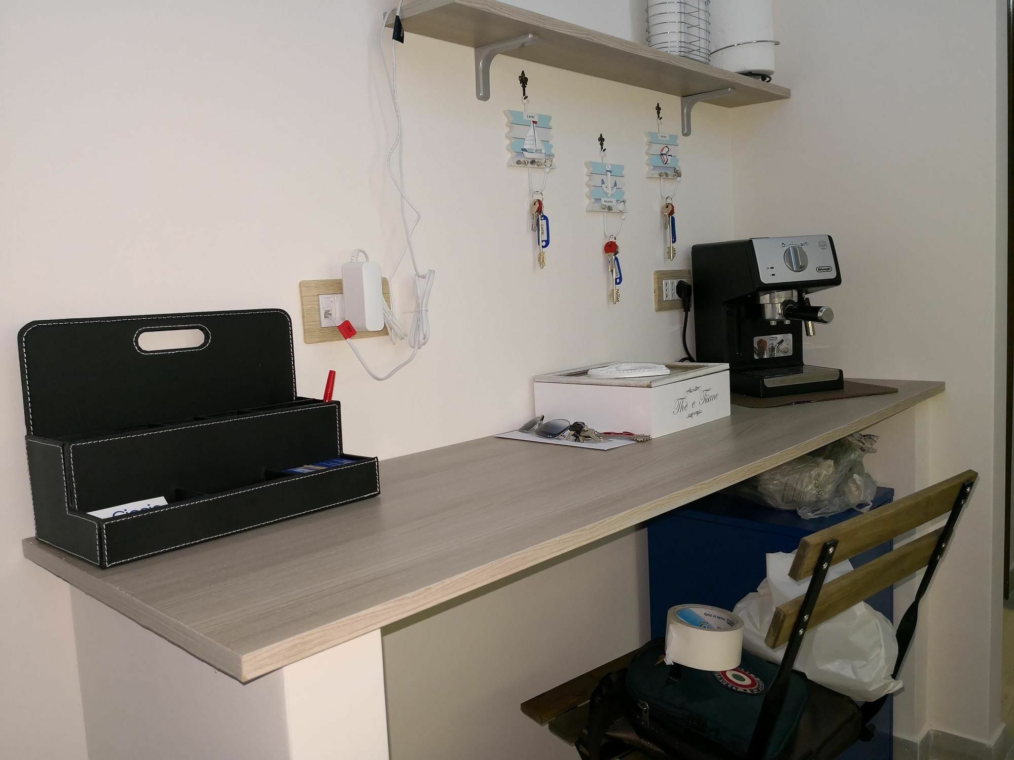 Fenesta Vascia Bed & Breakfast Napoli Bagian luar foto