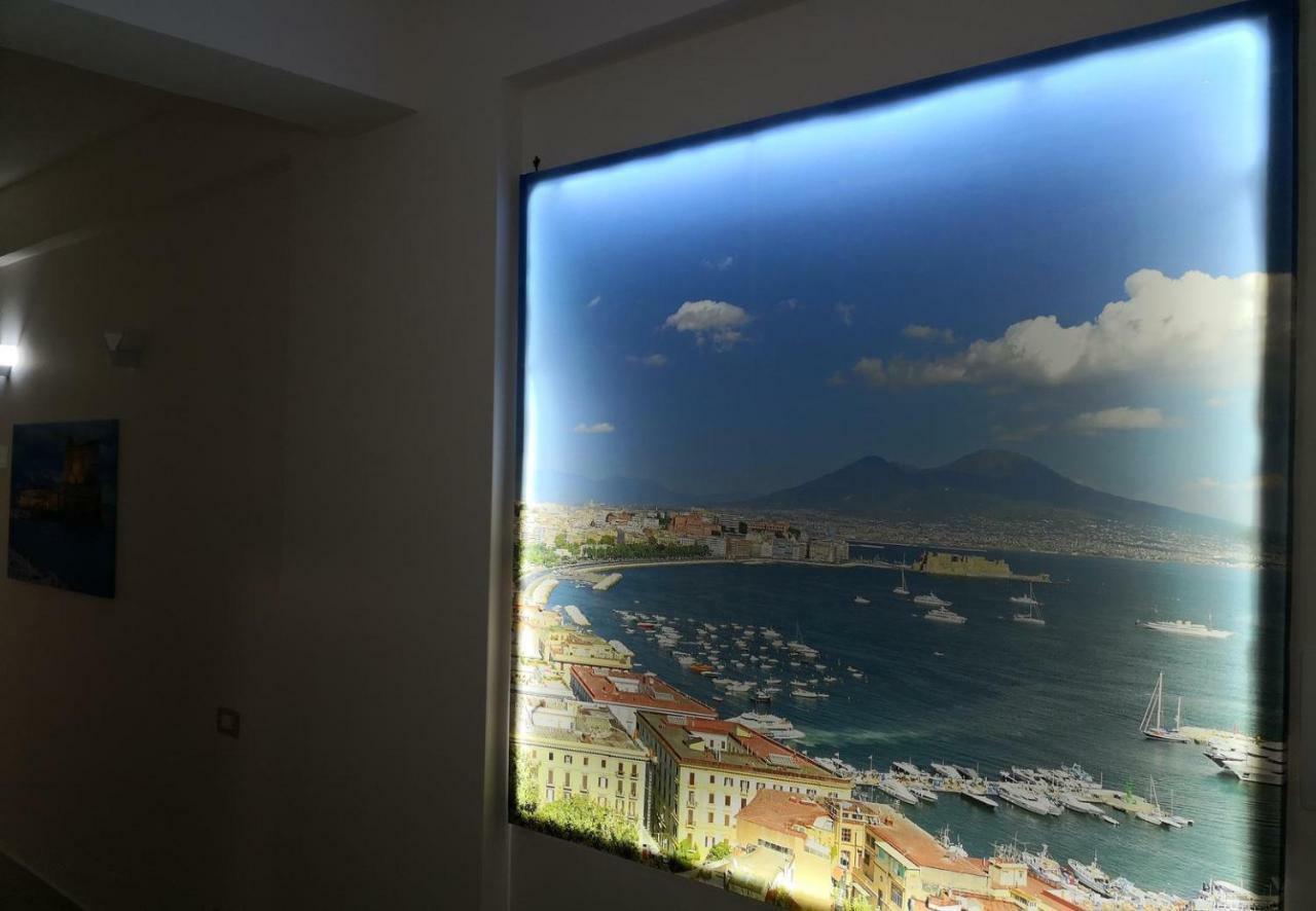 Fenesta Vascia Bed & Breakfast Napoli Bagian luar foto